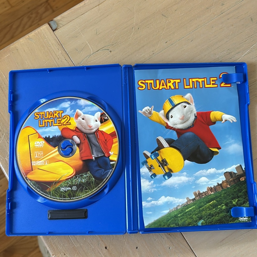 Stuart Little and Margalo plush set with Stuart Little 2 Special Edition DVD - Picture 14 of 16